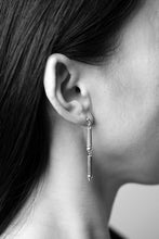 画像をギャラリービューアに読み込む, SILVER BEADS BOLD STRAIGHT 2 EARRINGS