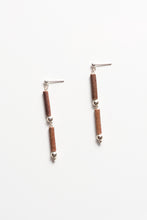 画像をギャラリービューアに読み込む, SILVER BEADS BOLD STRAIGHT 2 EARRINGS
