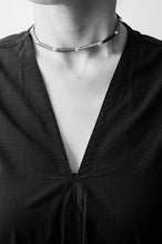 画像をギャラリービューアに読み込む, SILVER BEADS BOLD NECKLACE