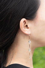 画像をギャラリービューアに読み込む, BEADS SAG DROP CRYSTAL QUARTZ EARRINGS