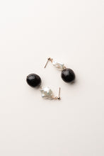 画像をギャラリービューアに読み込む, BALL STUD EARRINGS _ SM1BP1

