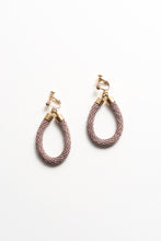 画像をギャラリービューアに読み込む, DYE ROPE ROUND EARRINGS
