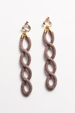 画像をギャラリービューアに読み込む, DYE ROPE SKINNY TWIST3 EARRINGS
