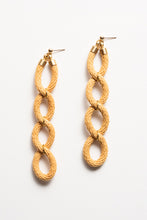 画像をギャラリービューアに読み込む, DYE ROPE SKINNY TWIST3 EARRINGS
