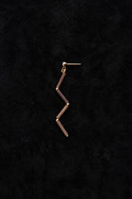 画像をギャラリービューアに読み込む, BEADS ZIGZAG EARRING
